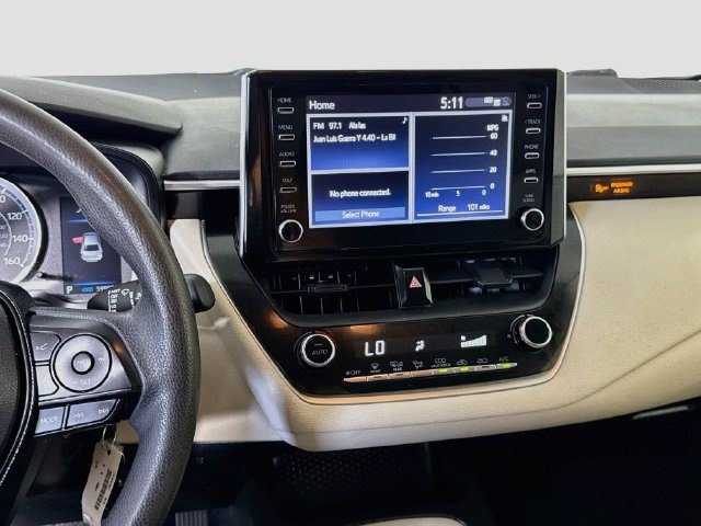 Used 2020 Toyota Corolla LE FWD image 17