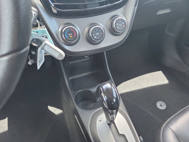 Used 2022 Chevrolet Spark ACTIV FWD image 27