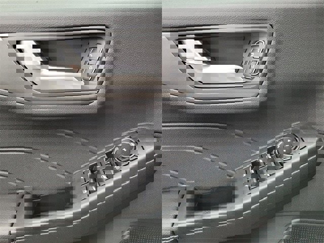 New 2025 Ford Escape SE w/ Class II Trailer Tow Package image 52