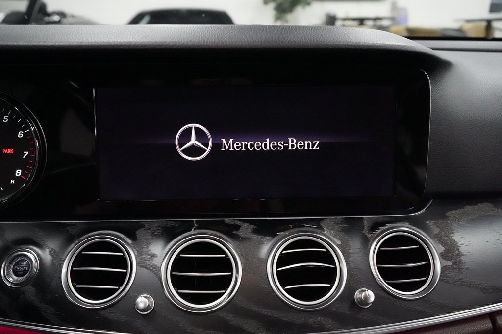 Used 2018 Mercedes-Benz E 300 w/ Premium 2 Package (Q02) image 20