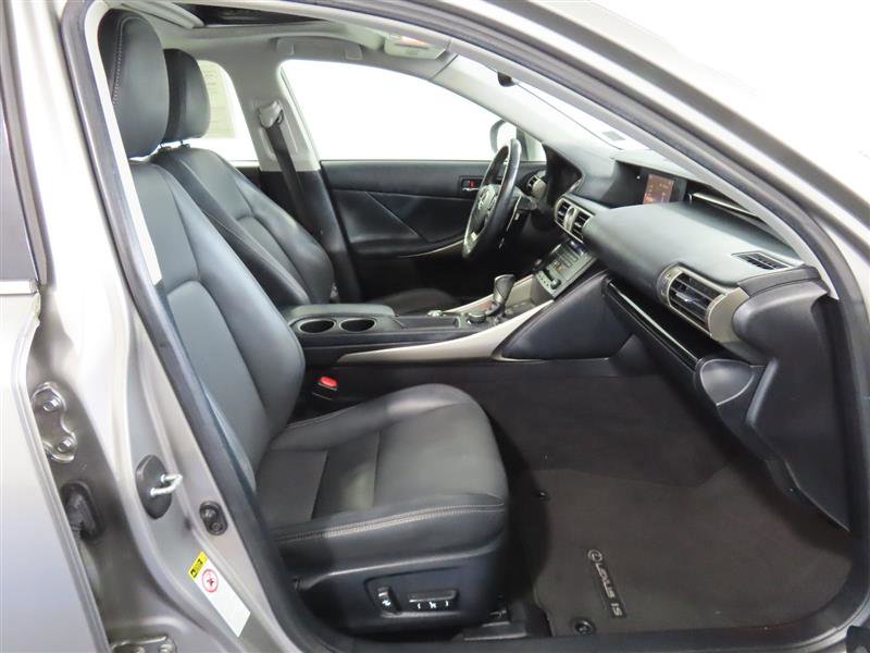 Used 2015 Lexus IS 250 w/ Premium Package RWD image 30