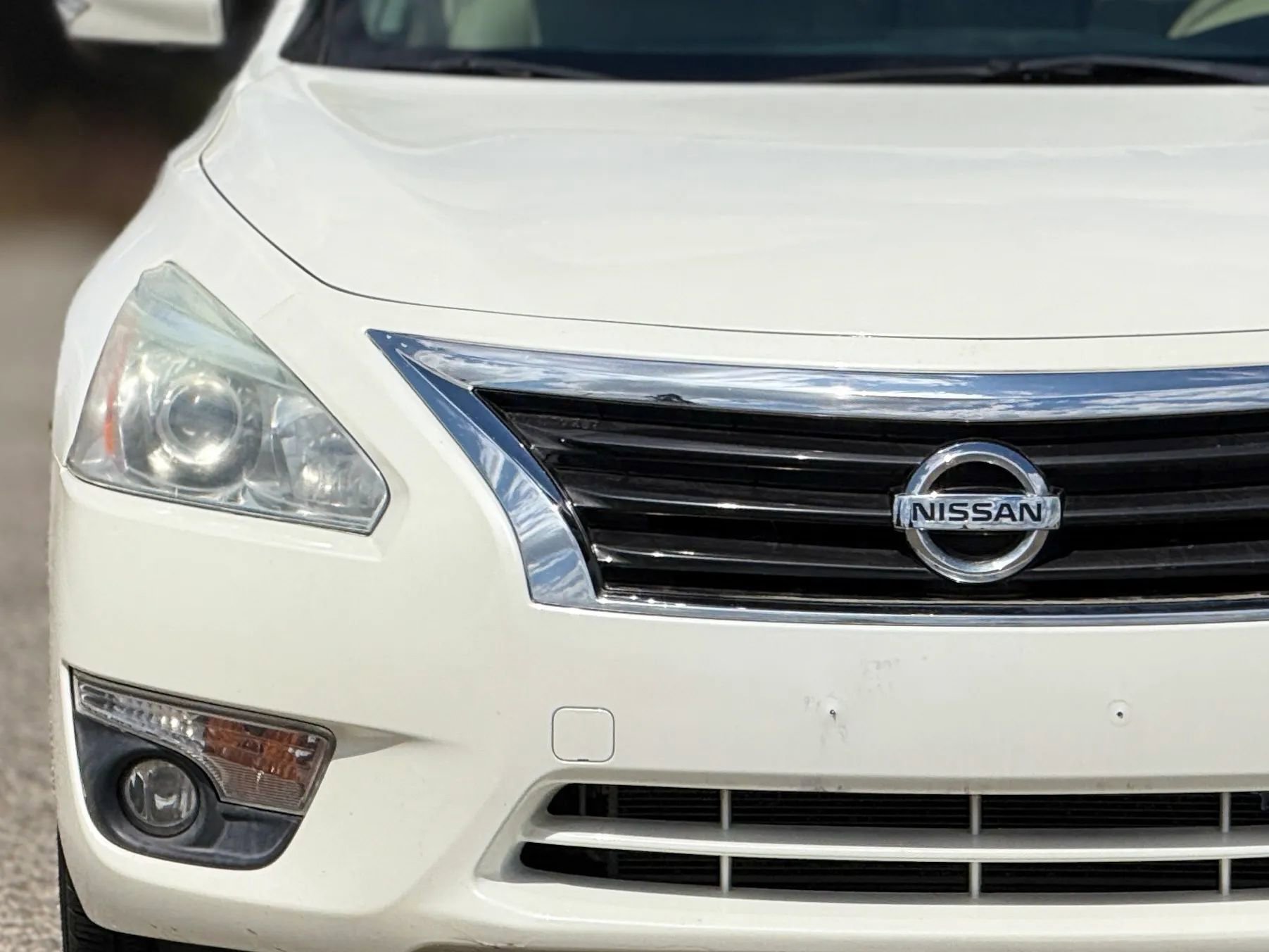 Used 2015 Nissan Altima 2.5 SL w/ Technology Package FWD image 11