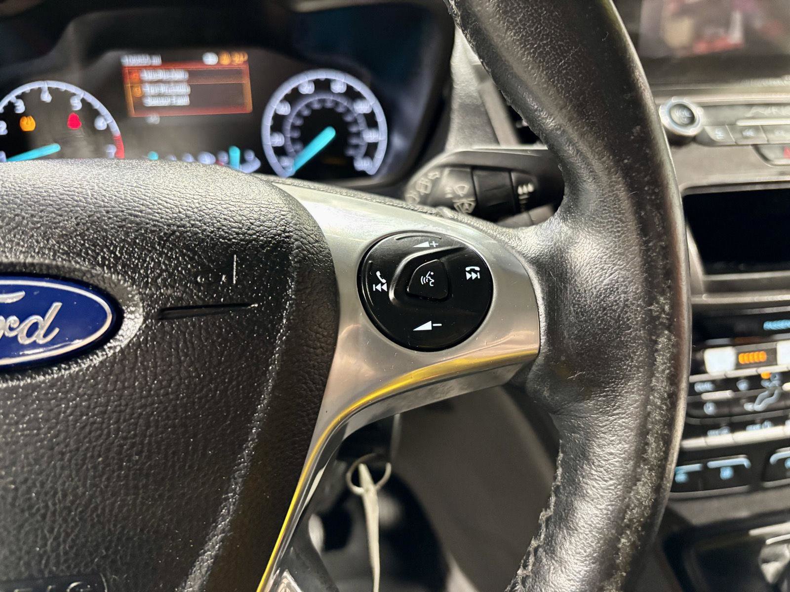 Used 2019 Ford Transit Connect XLT w/ Driver-Assist Package image 26