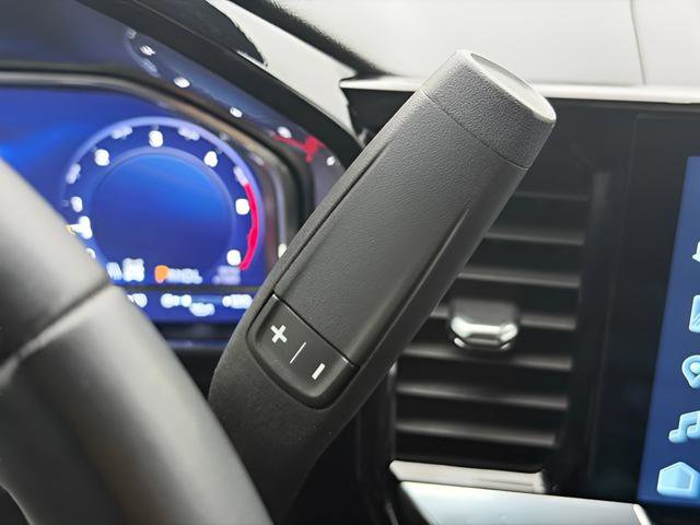 Used 2024 Chevrolet Silverado 2500 LT image 25