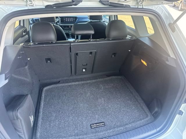 Certified 2023 Volkswagen Taos SE w/ Panoramic Sunroof Package AWD/4WD image 15