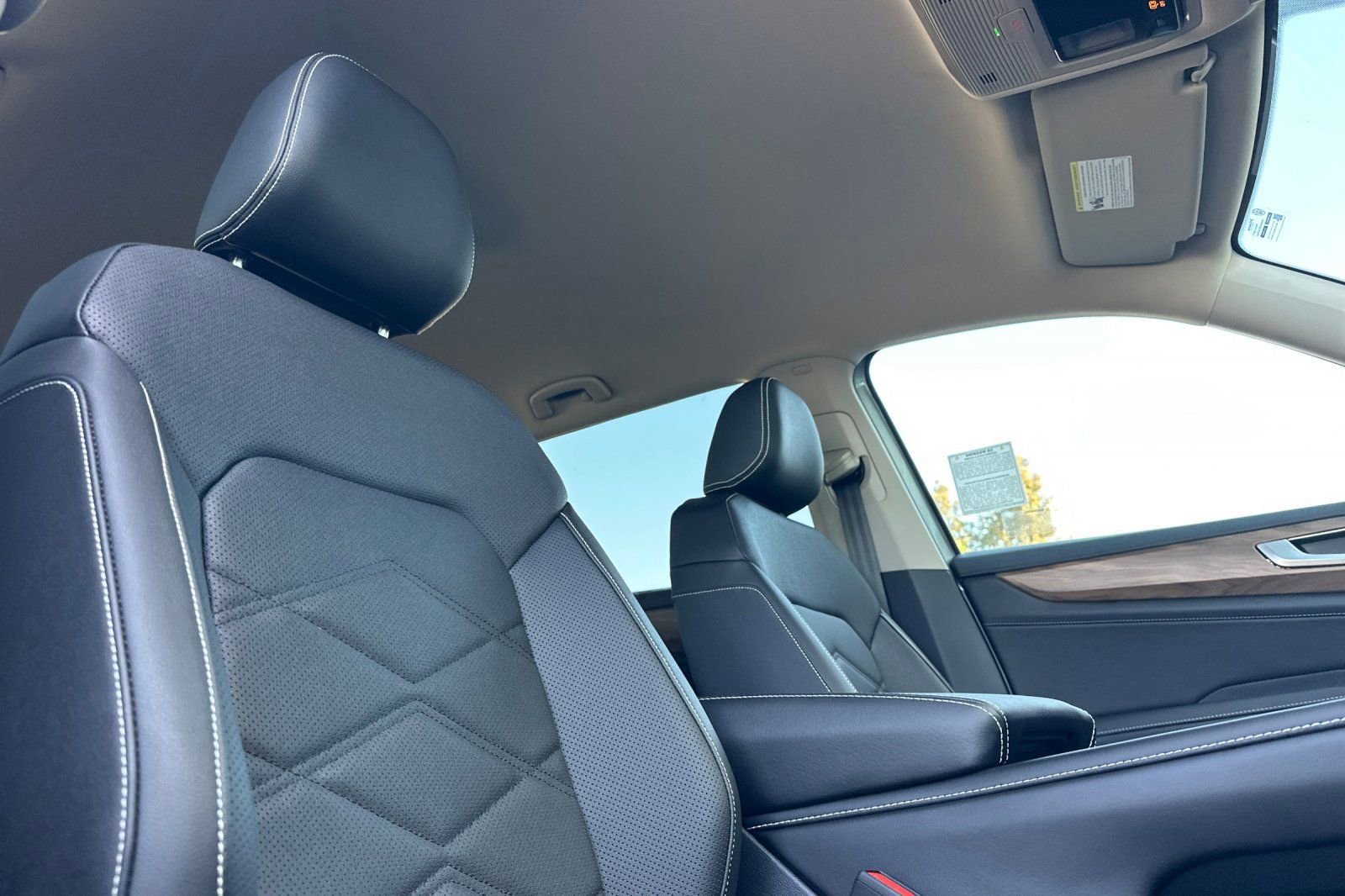 New 2026 Volkswagen Atlas SE image 16