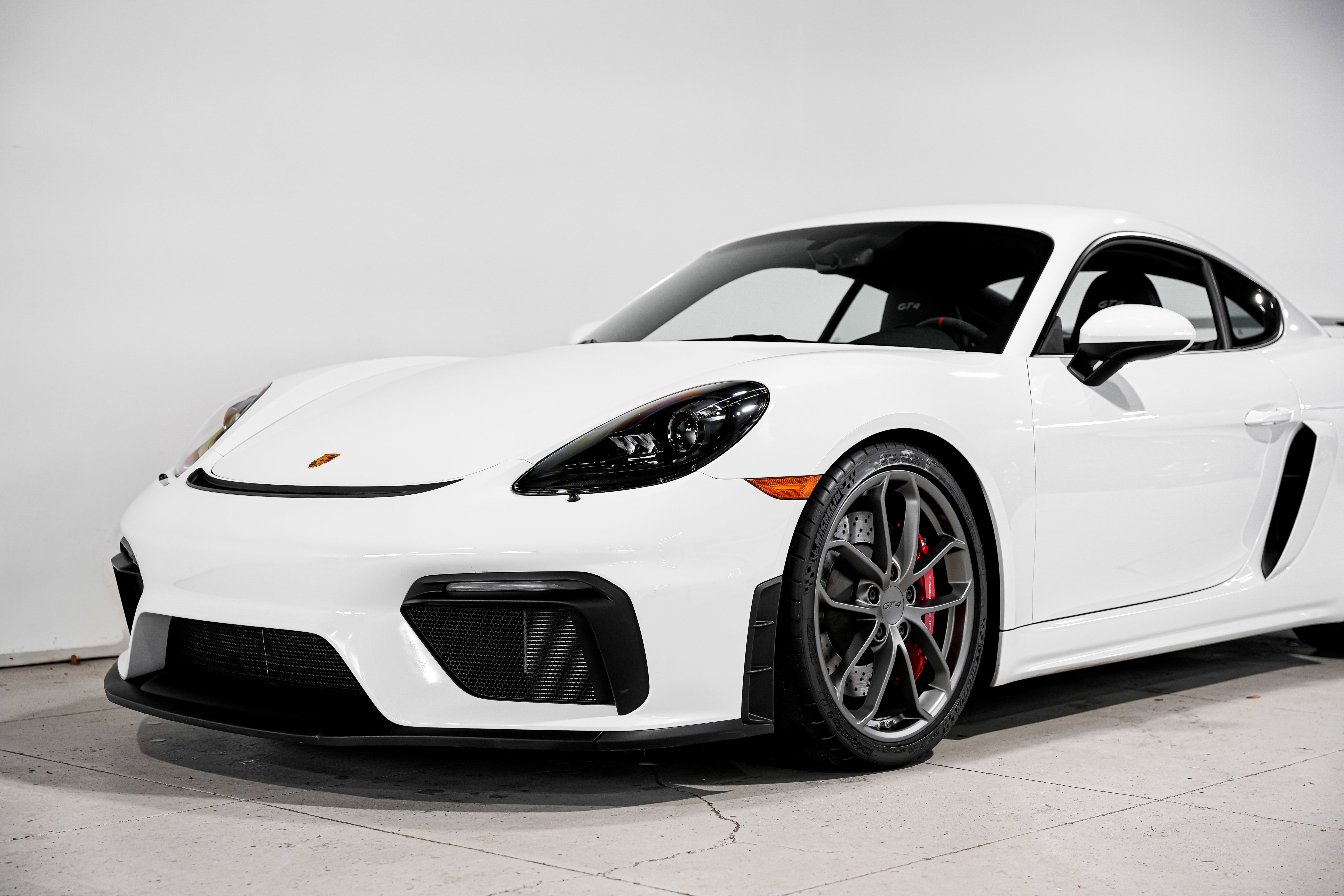 Used 2020 Porsche 718 Cayman GT4 image 29