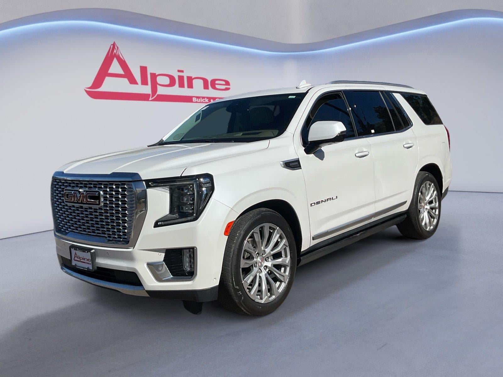 Certified 2023 GMC Yukon Denali w/ Advanced Technology Package AWD/4WD image 1