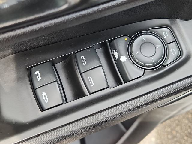 Used 2020 Chevrolet Silverado 1500 Custom w/ Custom Value Package RWD image 21