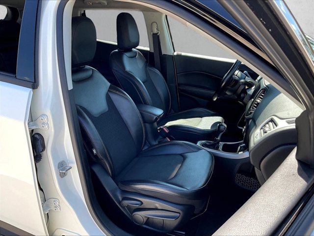 Used 2020 Jeep Compass Latitude FWD image 7