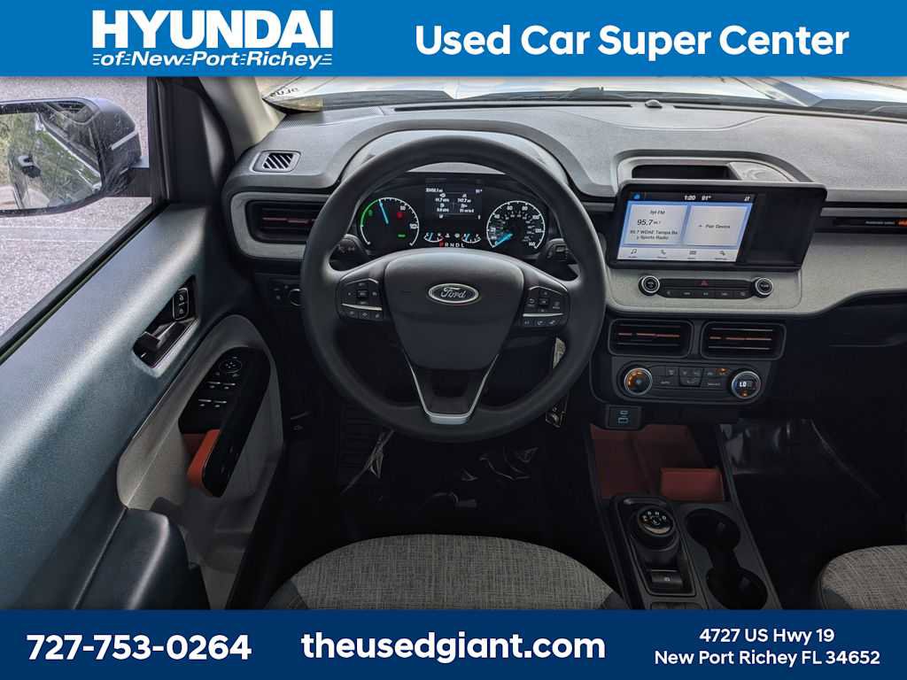 Used 2022 Ford Maverick XLT image 18