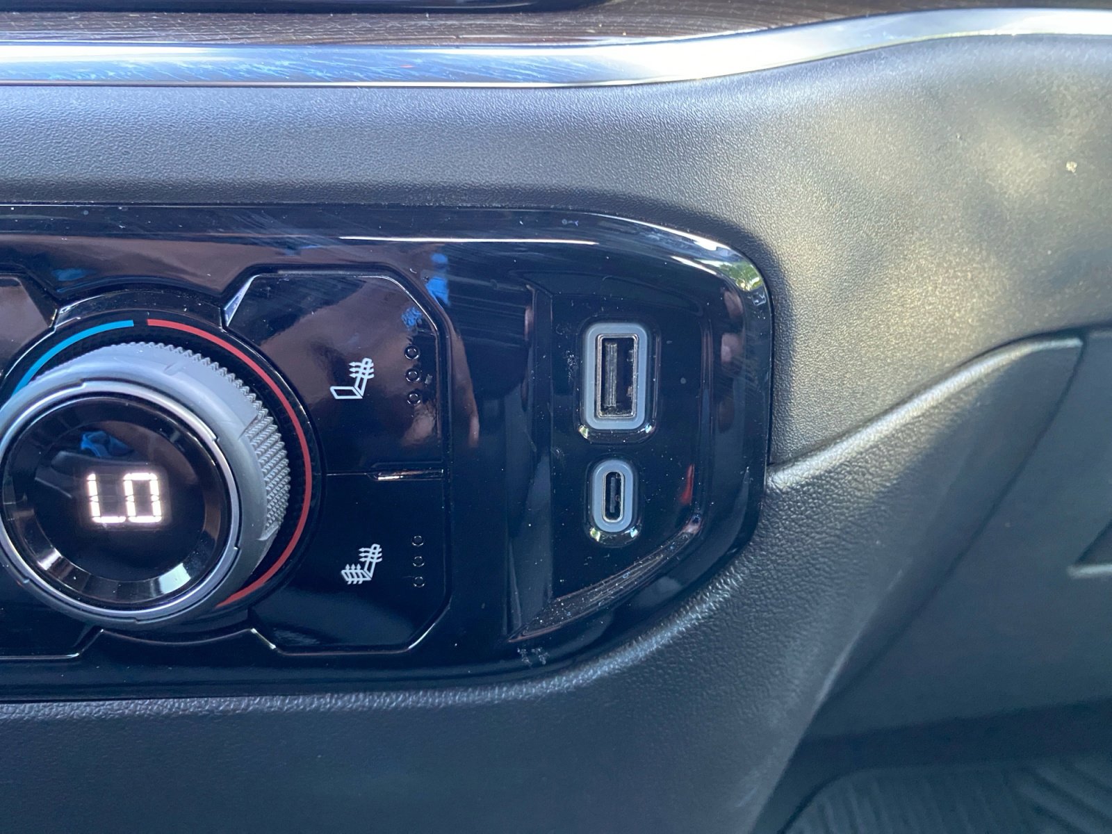 Used 2023 Chevrolet Silverado 1500 LT image 21