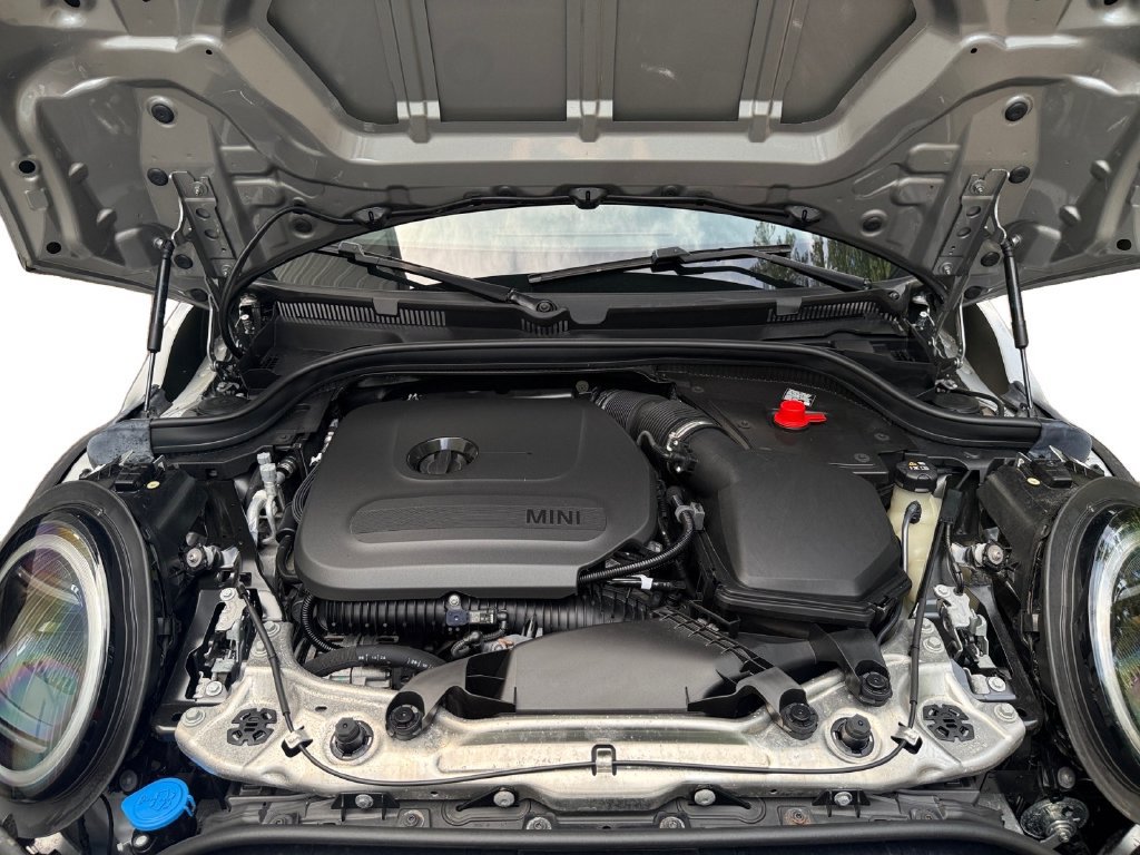 Used 2025 MINI Cooper S FWD image 28