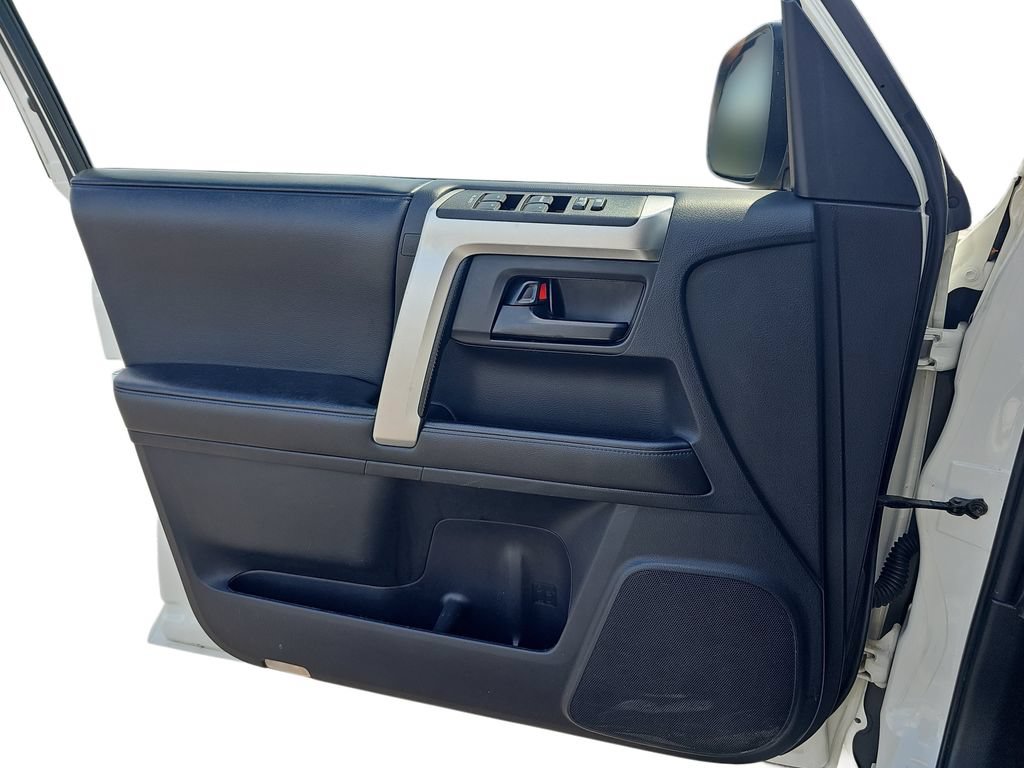 Used 2013 Toyota 4Runner Limited RWD image 26