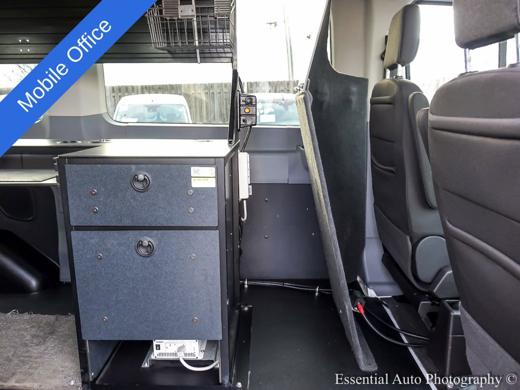 Used 2019 Ford Transit 150 XLT image 21