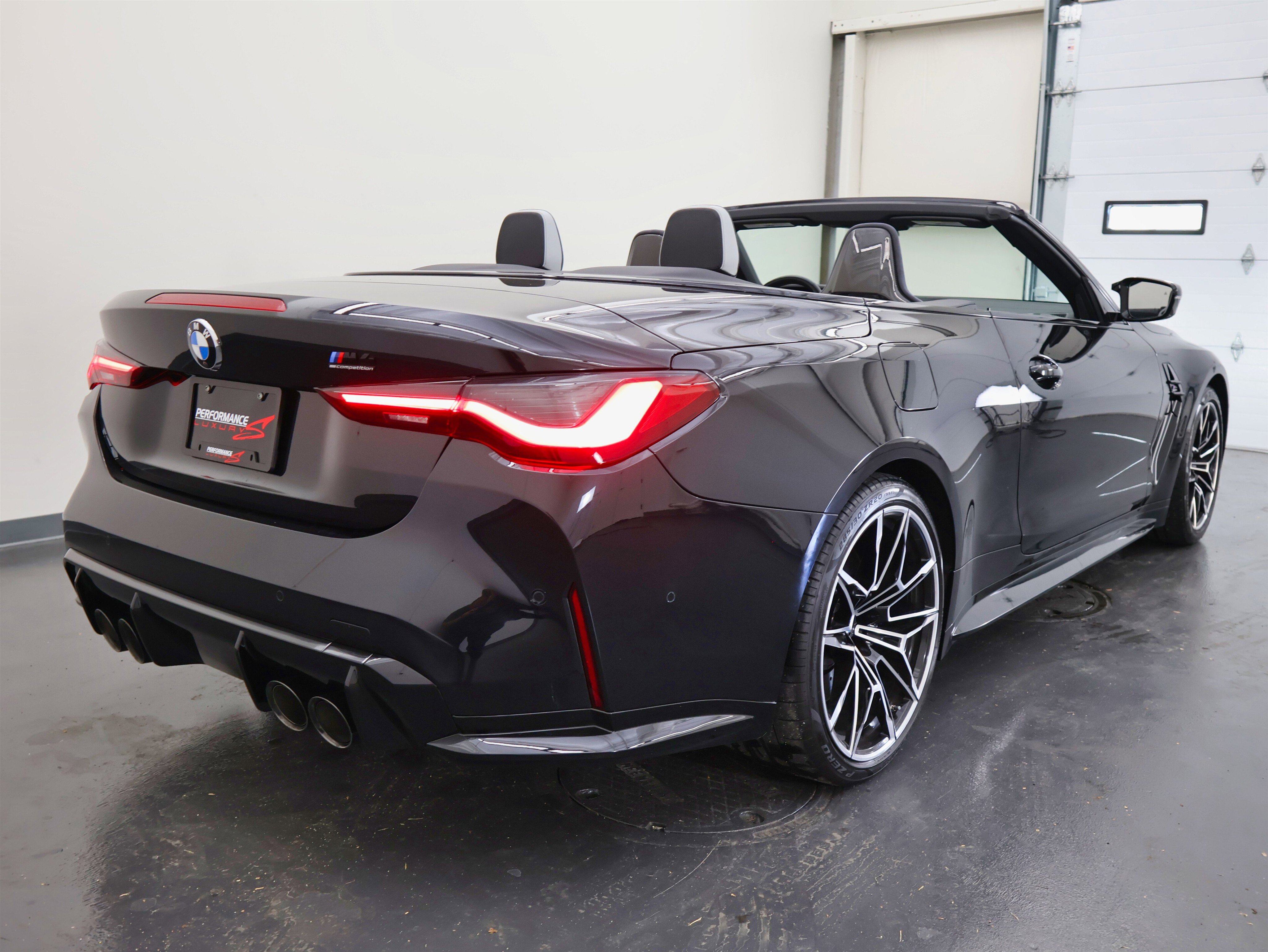 Used 2022 BMW M4 xDrive Competition image 4