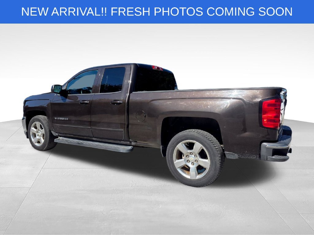 Used 2018 Chevrolet Silverado 1500 LT w/ All Star Edition RWD image 3