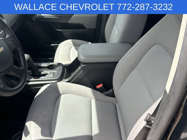 Used 2020 Chevrolet Colorado W/T w/ Custom Special Edition image 17