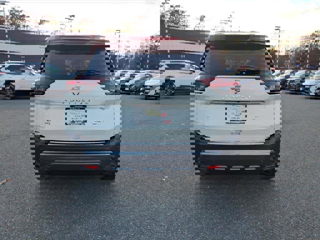 Certified 2023 Nissan Rogue SL w/ SL Premium Package image 6