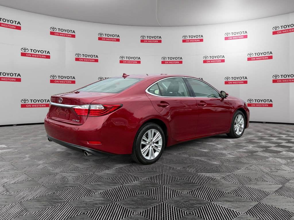 Used 2014 Lexus ES 350 w/ Premium Package FWD image 3
