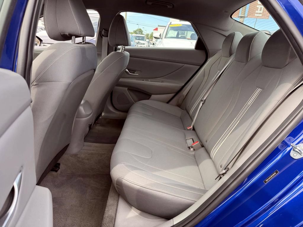 Certified 2023 Hyundai Elantra SEL w/ Convenience Package FWD image 11