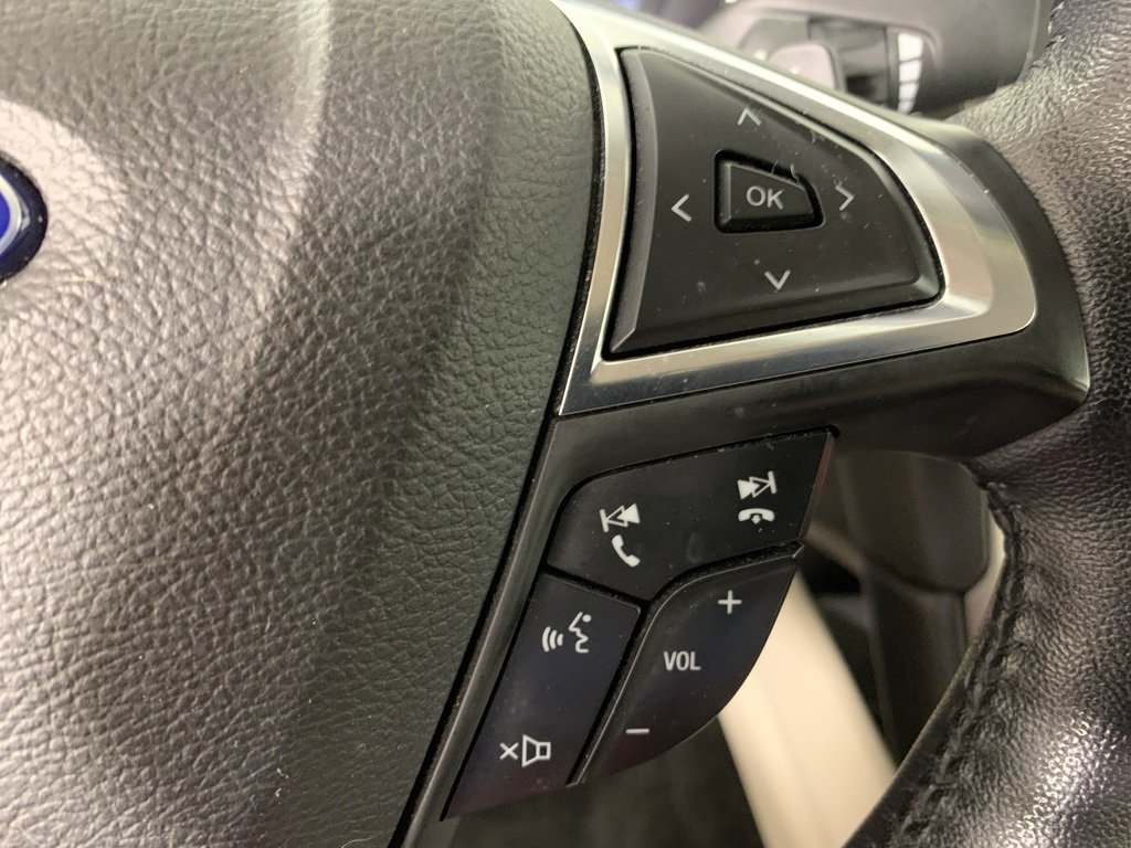 Used 2017 Ford Fusion SE w/ Fusion SE Technology Package image 22