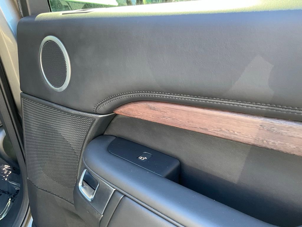 Used 2020 Land Rover Discovery HSE Luxury AWD/4WD image 66