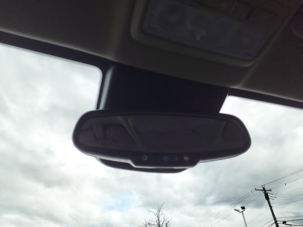 Certified 2022 Buick Encore Preferred w/ Safety Package image 12