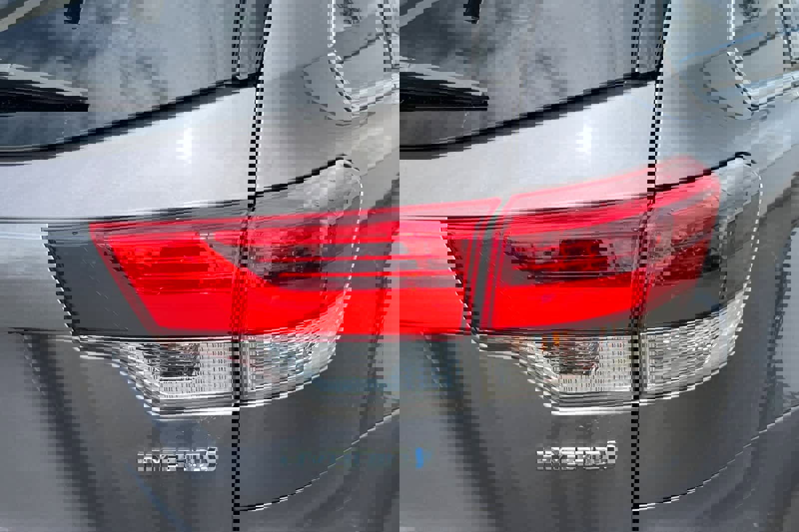 Used 2019 Toyota Highlander Limited Platinum image 18