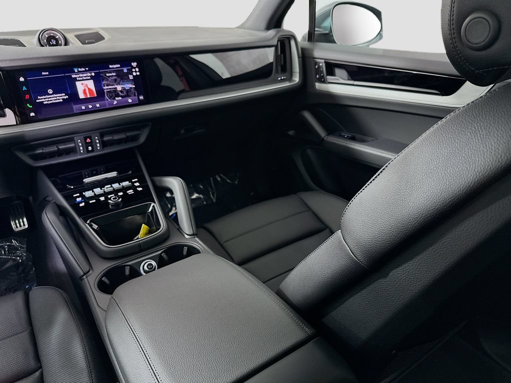 New 2026 Porsche Cayenne S AWD/4WD image 26