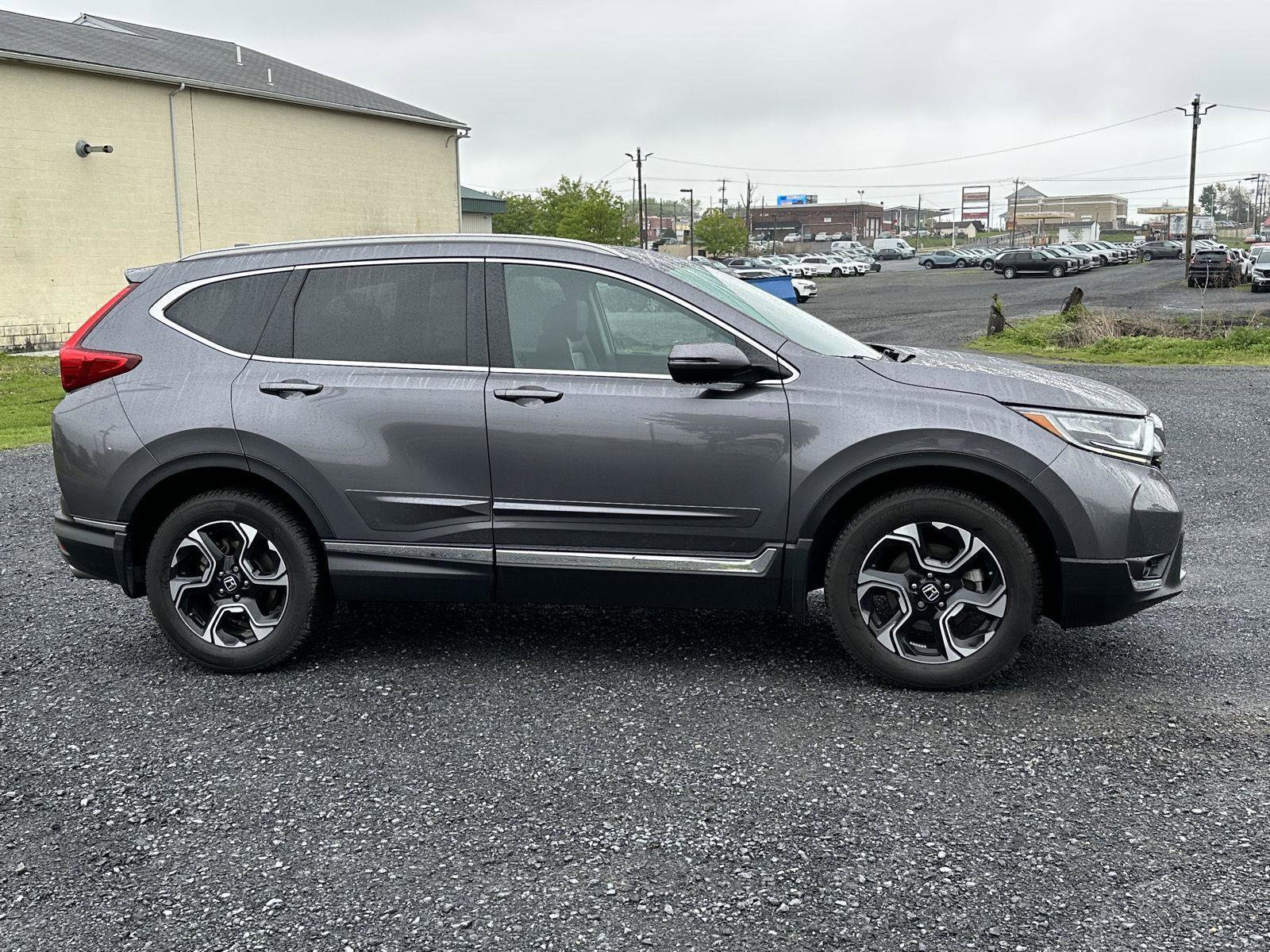 Used 2018 Honda CR-V Touring image 9