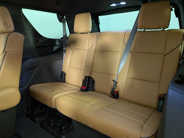 Used 2025 Cadillac Escalade Premium Luxury AWD/4WD image 32