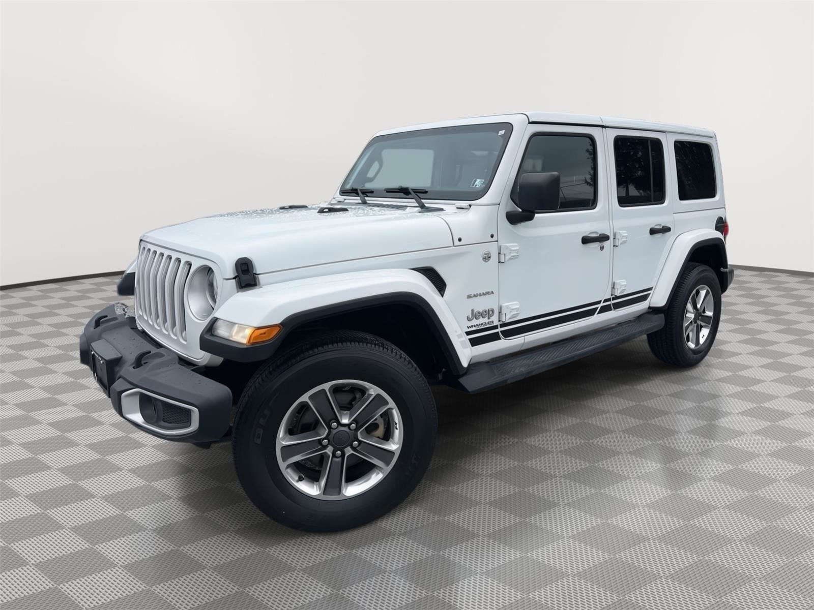 Used 2020 Jeep Wrangler Unlimited Sahara image 3