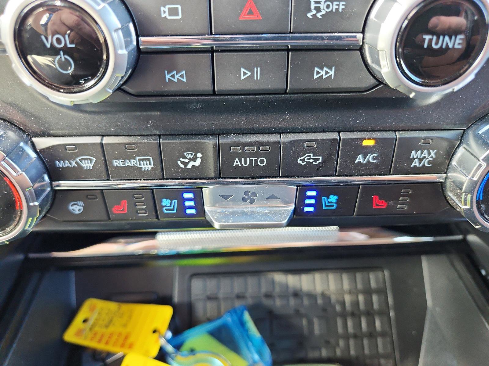 Used 2025 Ford F150 King Ranch w/ FX4 Off-Road Package image 22