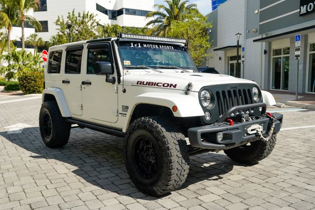 Used 2016 Jeep Wrangler Unlimited Rubicon AWD/4WD image 38