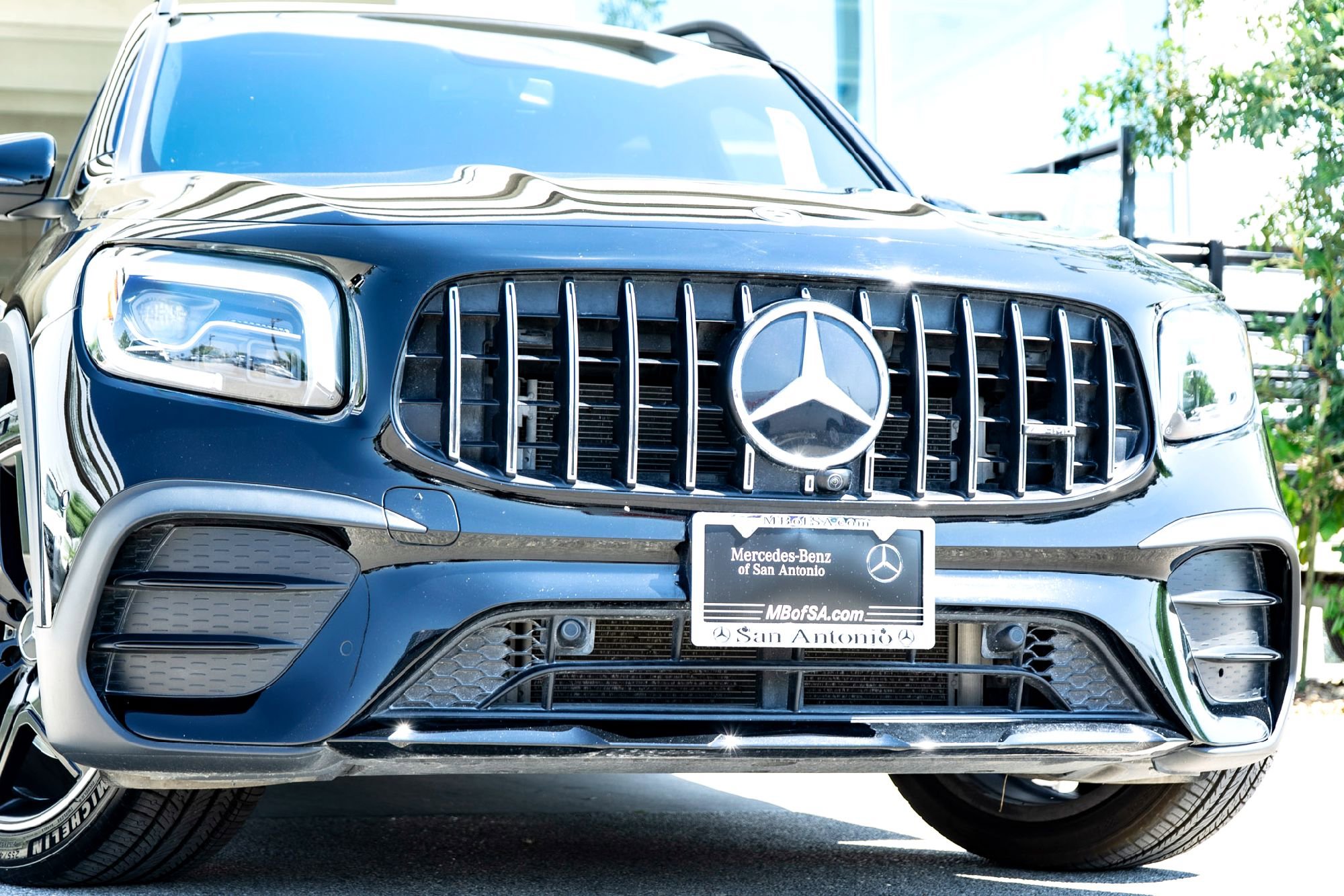 Certified 2022 Mercedes-Benz GLB 35 AMG 4MATIC image 3