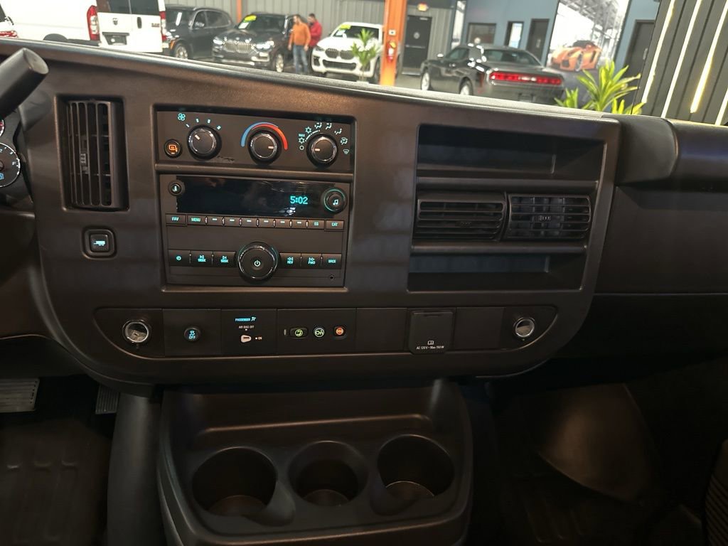 Used 2024 GMC Savana 2500 w/ Driver Convenience Package image 16