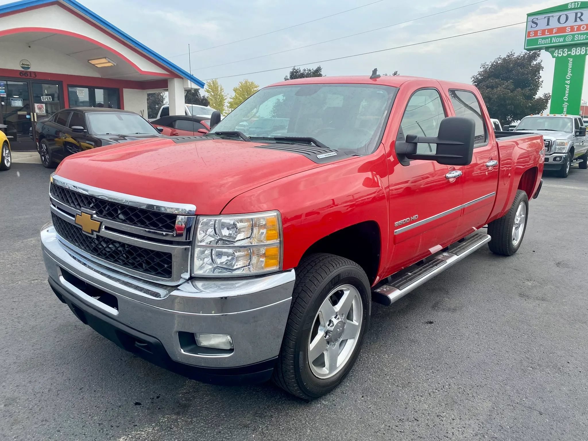 Used 2014 Chevrolet Silverado 2500 LT w/ Custom Sport Truck Package AWD/4WD image 1
