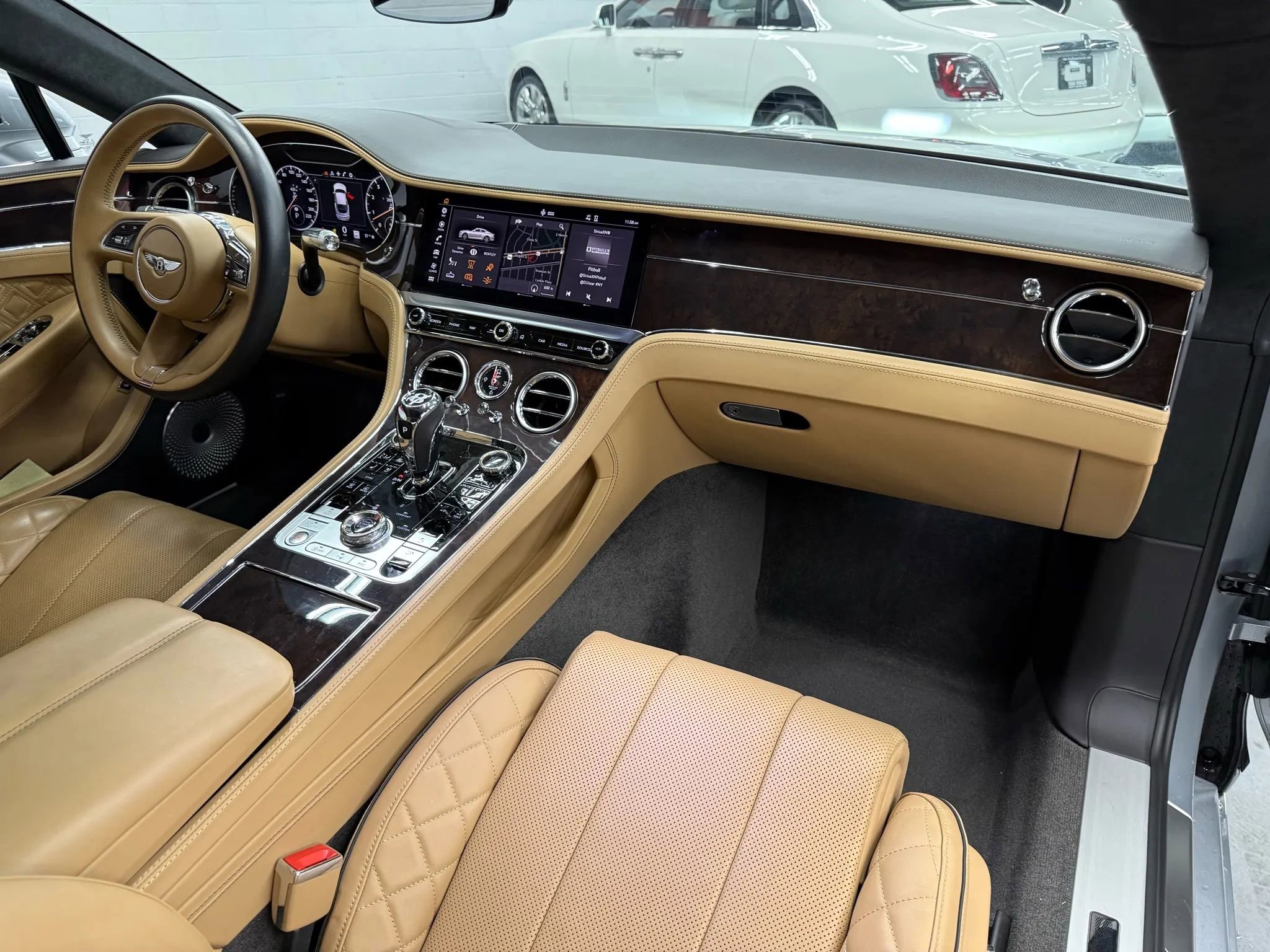 Used 2022 Bentley Continental GT image 45