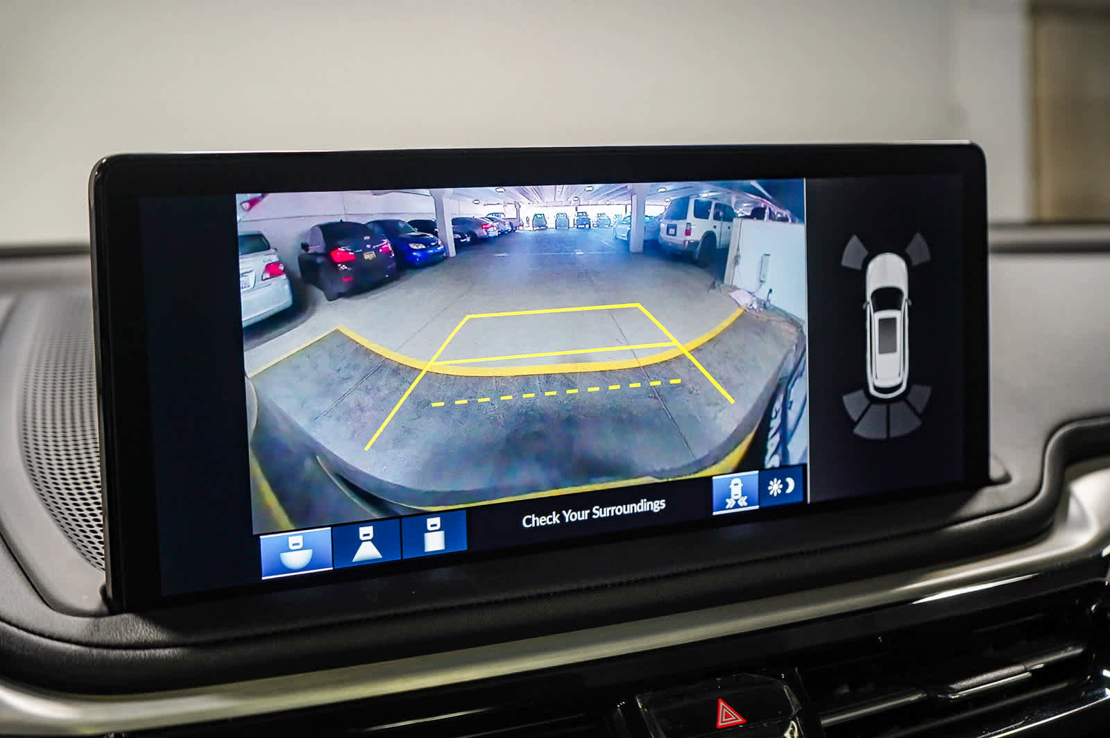 Used 2025 Acura MDX SH-AWD w/ Technology Package image 26