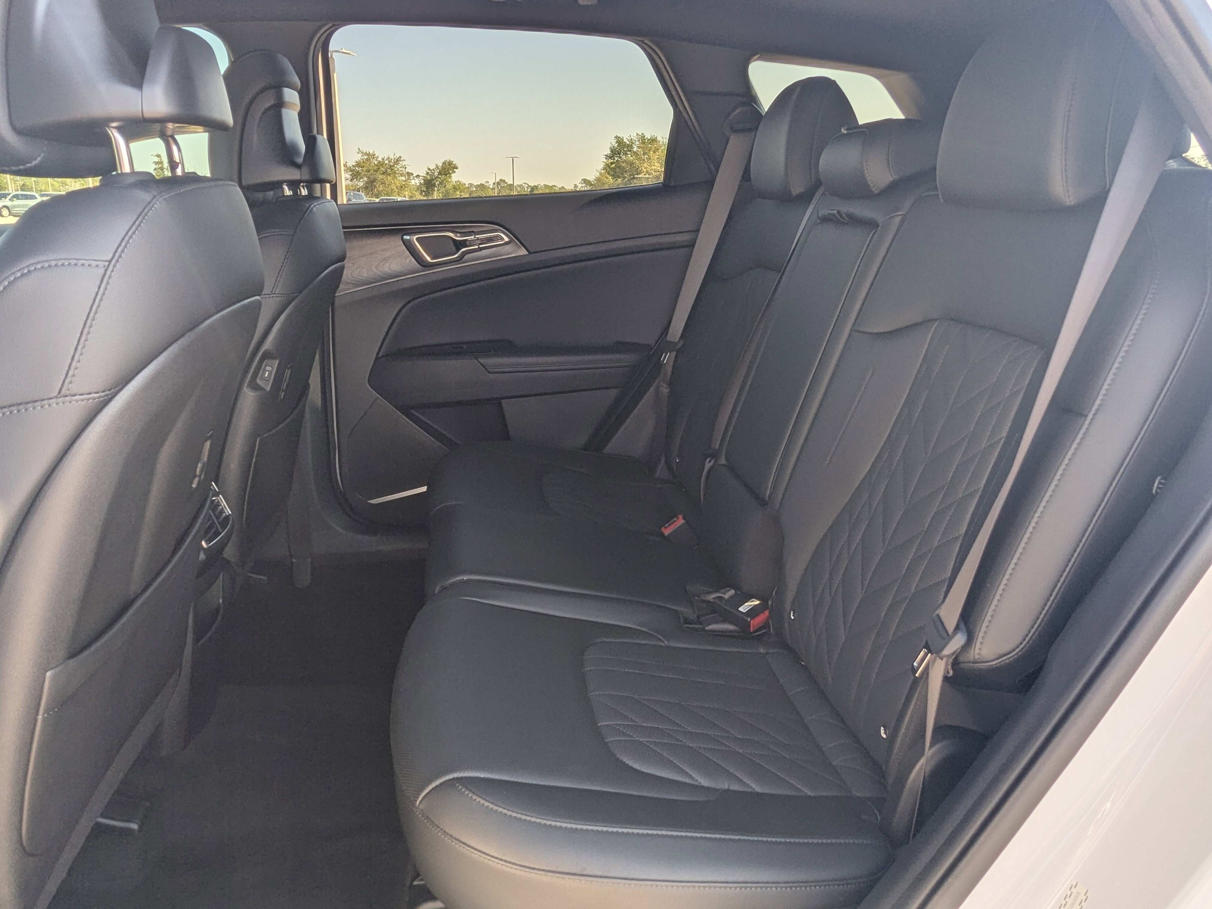 Certified 2023 Kia Sportage X-Line w/ X-Line Premium Package image 18