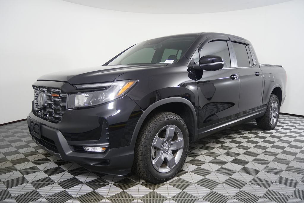 Used 2025 Honda Ridgeline TrailSport image 8