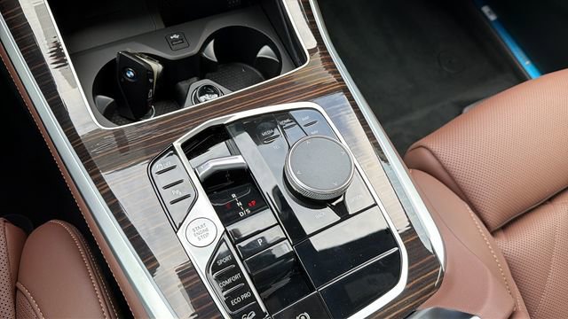 New 2026 BMW X5 xDrive40i w/ Premium Package image 19