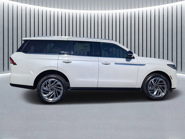 New 2026 Lincoln Navigator Reserve video 2