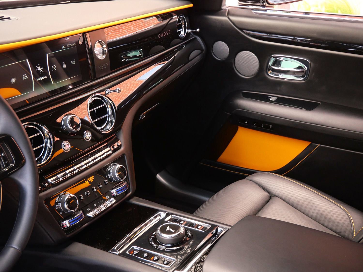 Certified 2022 Rolls-Royce Ghost AWD/4WD image 24