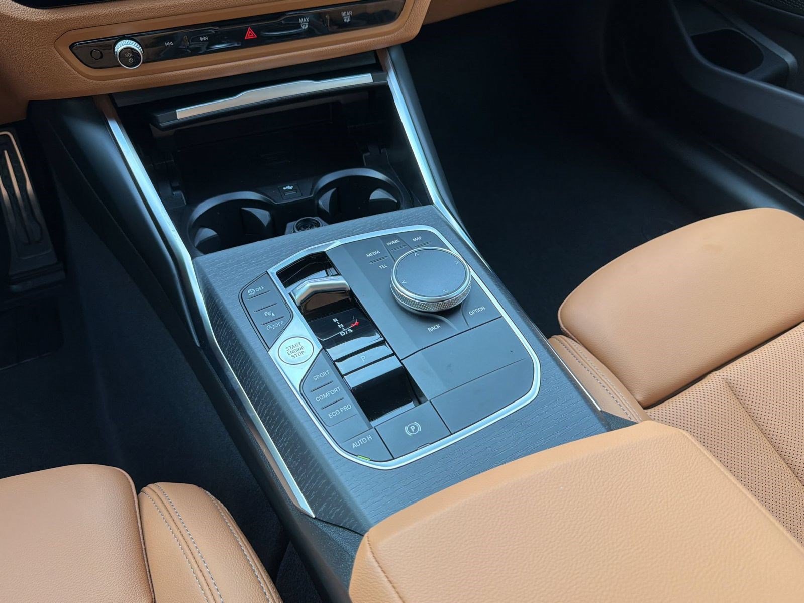 New 2026 BMW 330i Sedan w/ M Sport Package RWD image 16