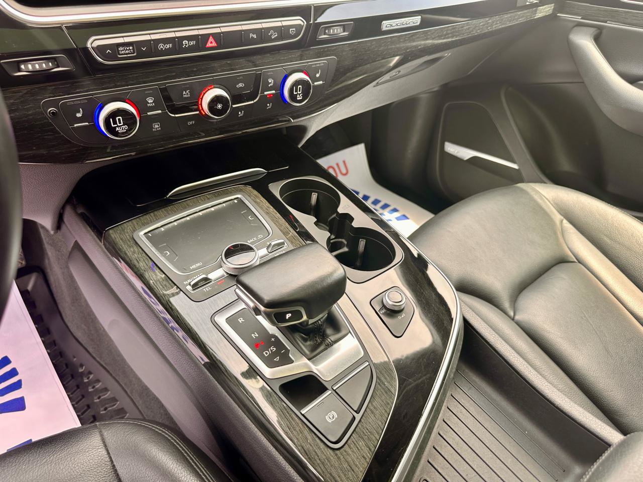 Used 2018 Audi Q7 3.0T Premium Plus w/ Premium Plus Package AWD/4WD image 32