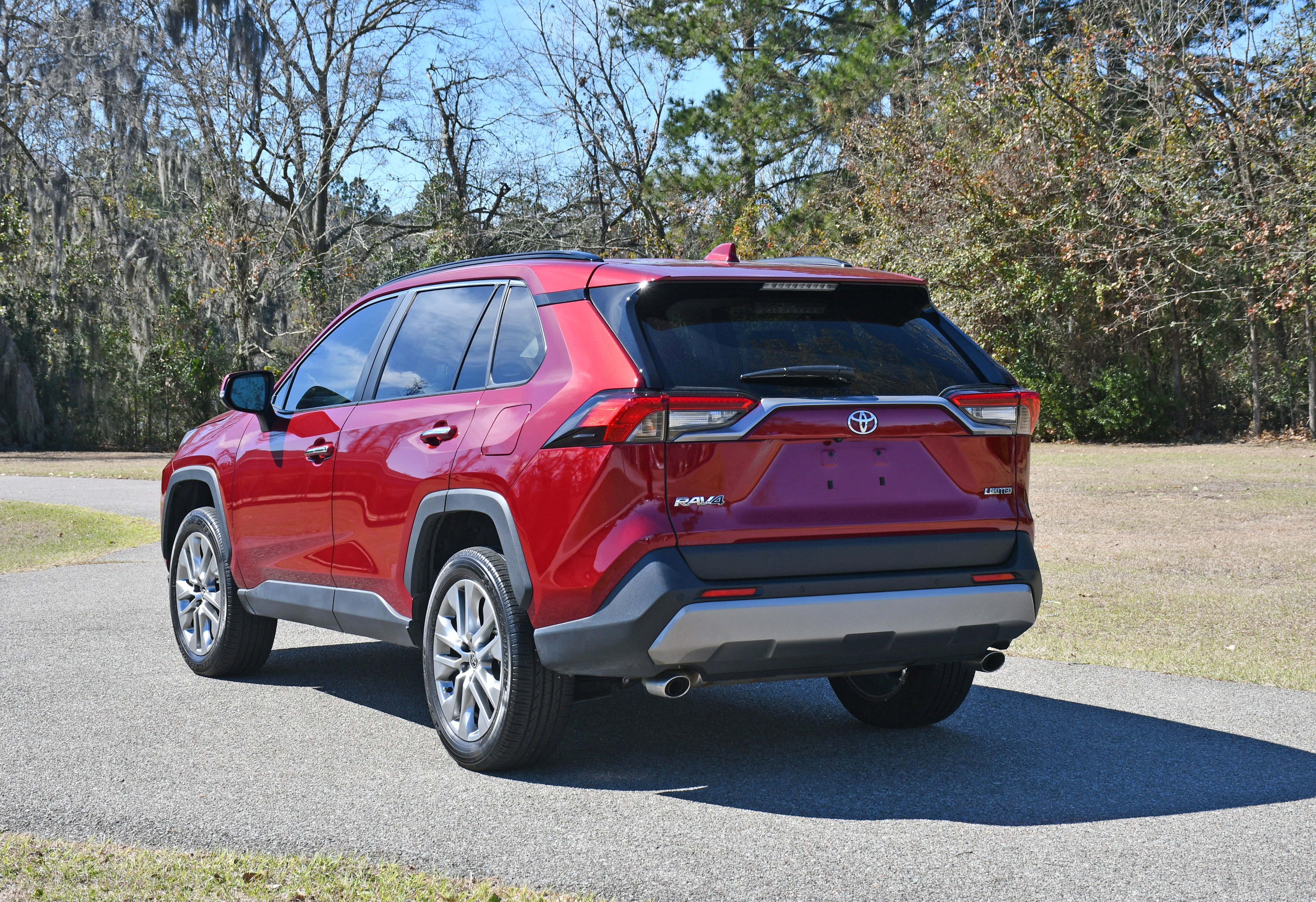 Used 2023 Toyota RAV4 Limited w/ Limited Grade Weather Package image 3