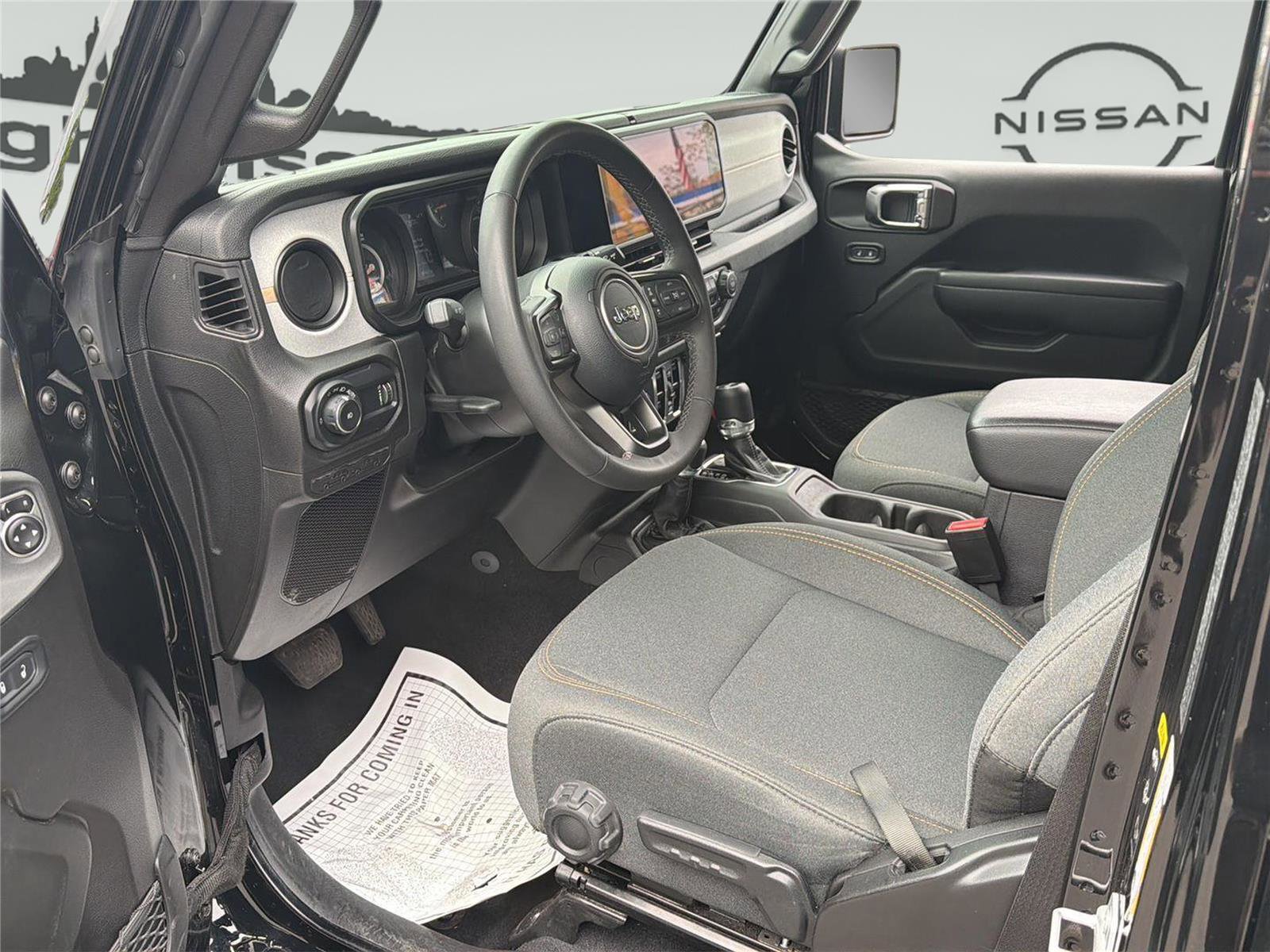 Used 2025 Jeep Wrangler Sport S AWD/4WD image 10