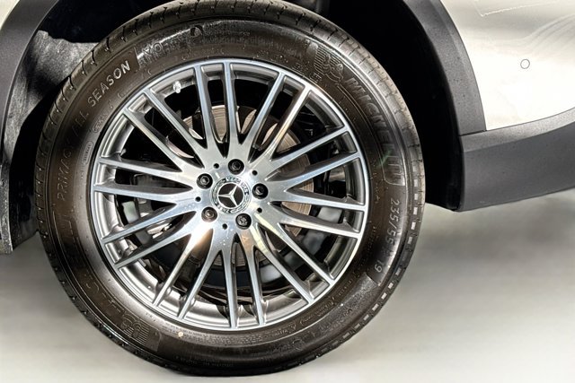 Used 2026 Mercedes-Benz GLC 300 4MATIC image 29